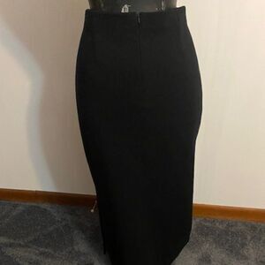 Gett Black Wool Long Pencil skirt. size L